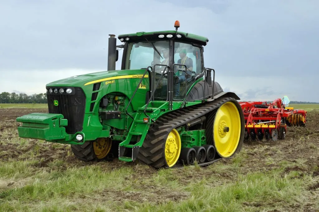 John Deere S680 Specs: The Ultimate Guide for Buyers