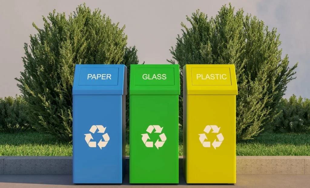 Please Place Plastic and Glass Containers in Separate Bins