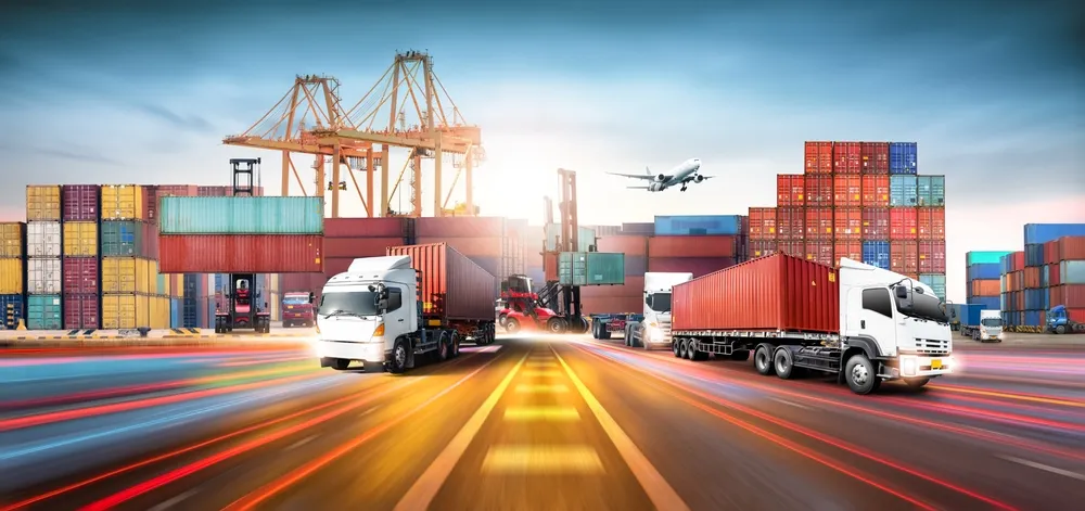 Logistics 2024: Tackling Challenges and Embracing Opportunities